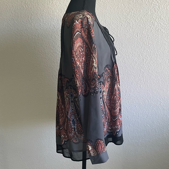 Anthropologie Meadow Rue • Multicolor Long Sleeve Blouse with TieString in Front - Picture 5 of 13